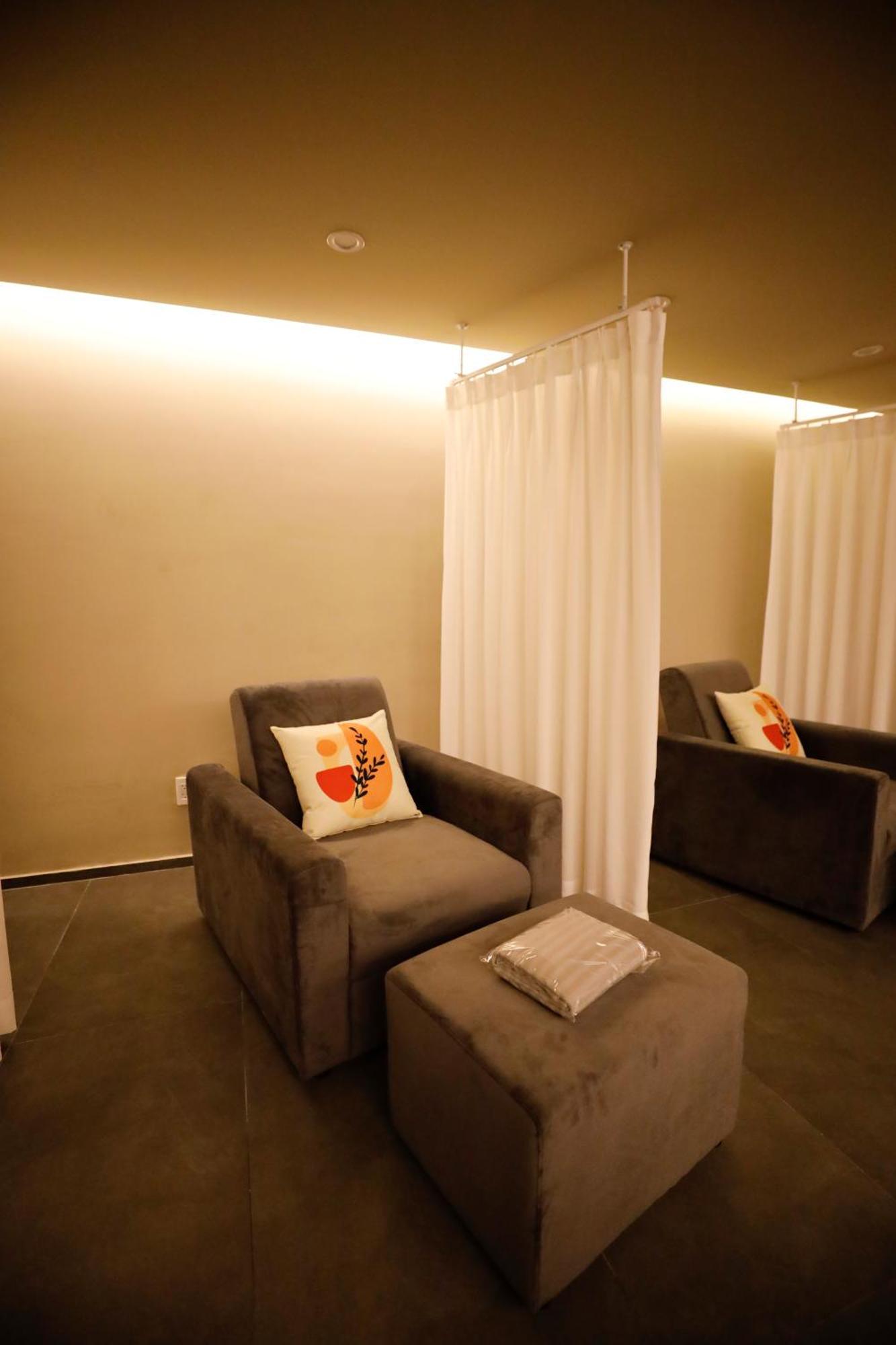 Saigon Travel Lounge TP. Hồ Chí Minh
