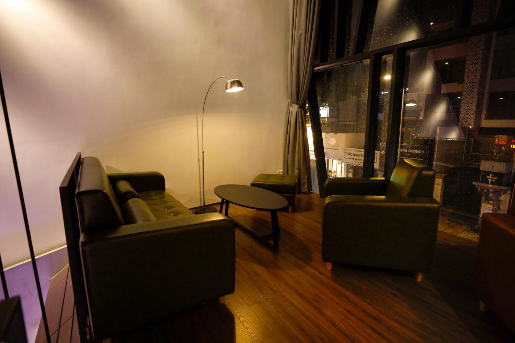 Khách sạn Saigon Travel Lounge