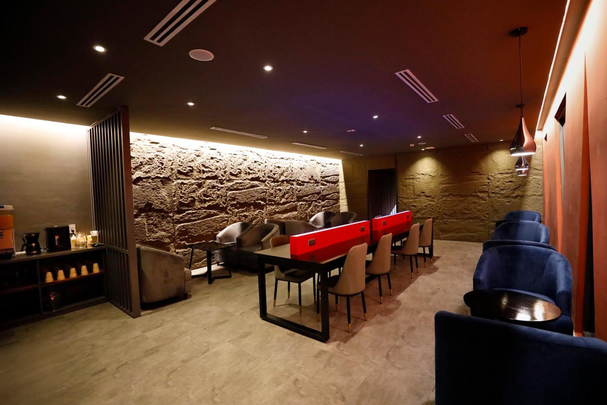 Saigon Travel Lounge Ho Chi Minh City